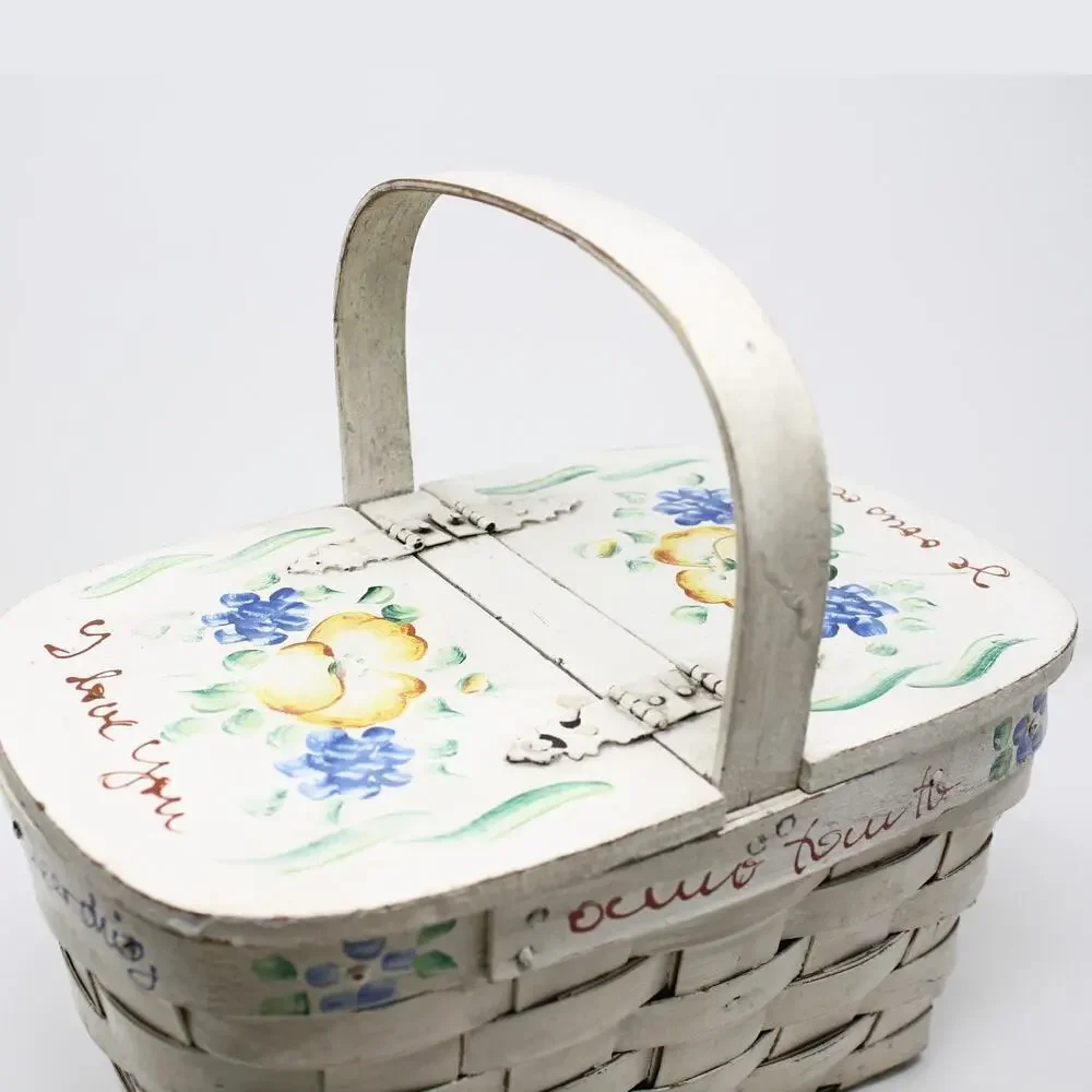 Vintage basket purse